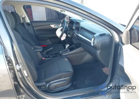 2023 Kia Forte Lx from USA, damaged, VIN 3KPF24AD7PE609231